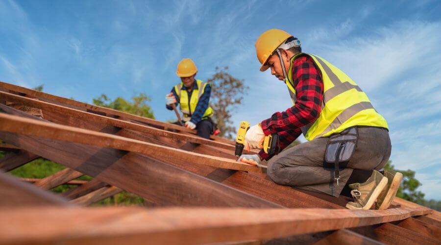 Professional Flat Roofing Installation services in Lansing, OH